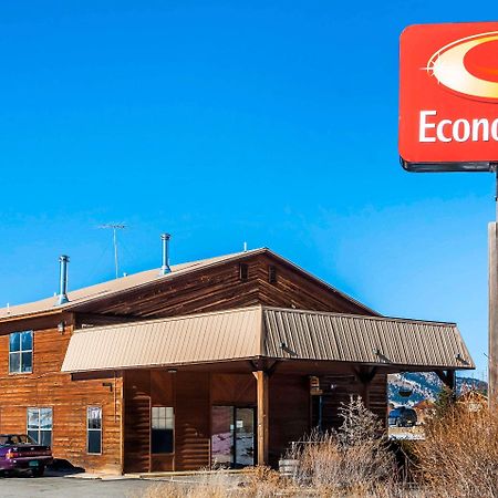 Econo Lodge Eagle Nest Eksteriør billede